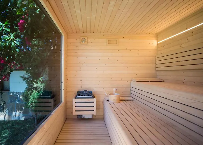 1728 Encinas * Marbellac